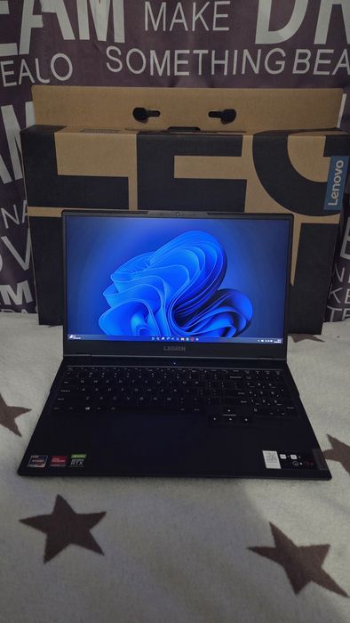 Laptop Lenovo Legion 5 • Ryzen 7 5800H • RTX 3060 • 32 GB RAM • 165 Hz