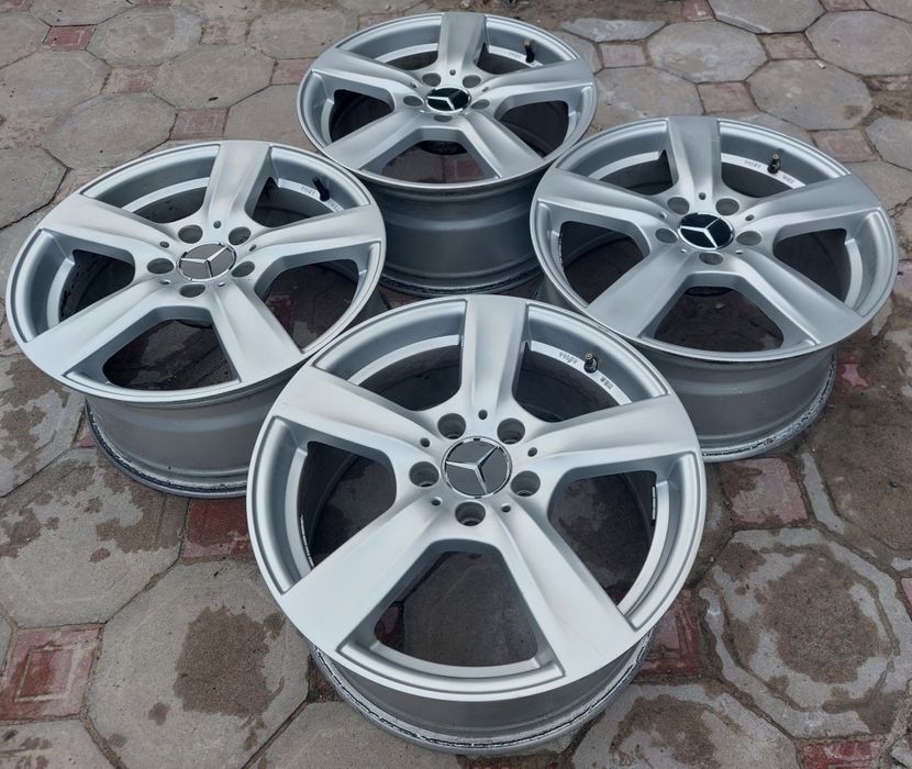 5 112 R17 Mercedes Benz Vito Viano E-Cass C-Class A-Class Gl ML