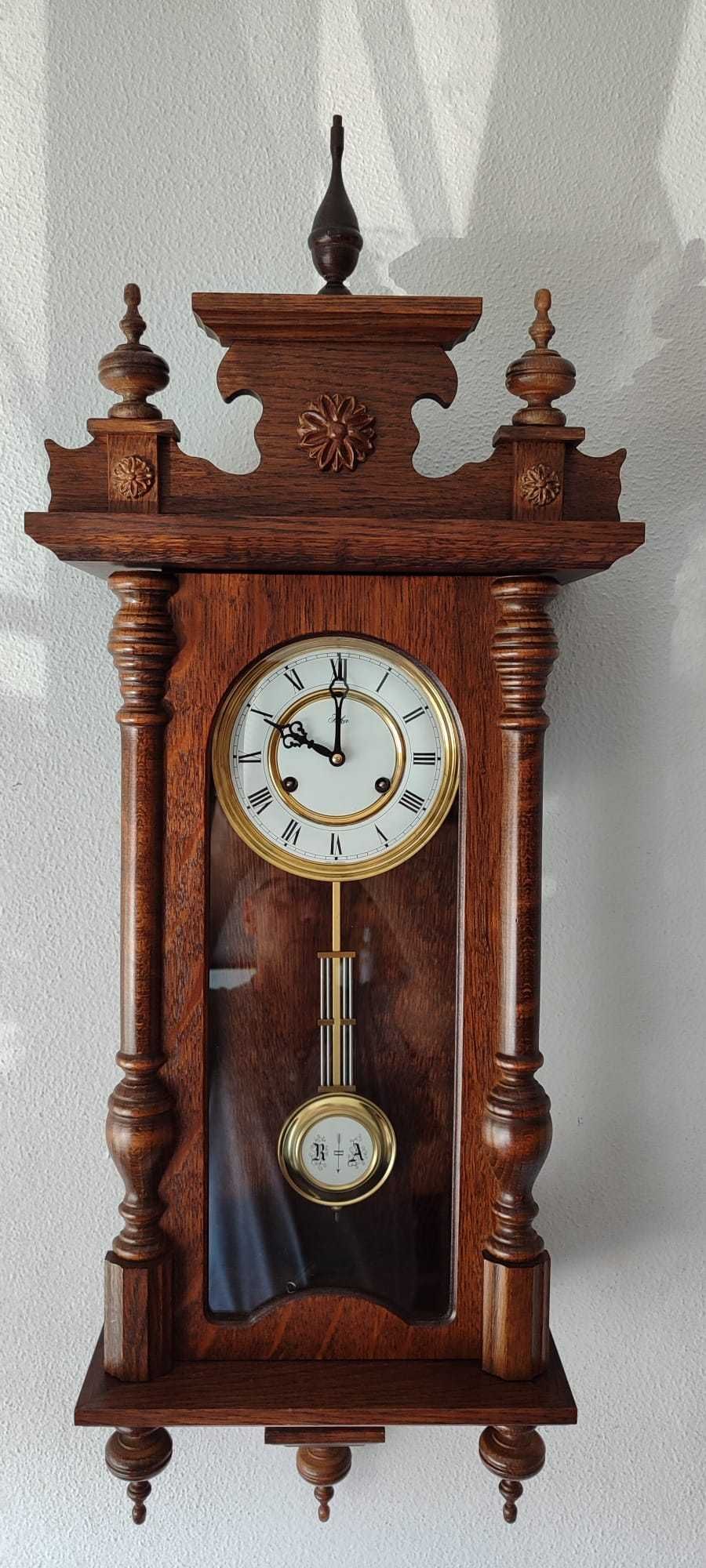 378 Zegar wiszący mechaniczny Franz Hermle H