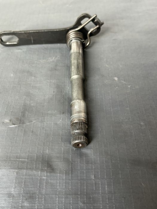 Wałek zmiany biegów wybierak HONDA CRF450 4T 02-08r