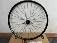 Koło rowerowe przednie WTB STi23 650B 27,5 VR 12x100" PRZÓD MASZYNOWE