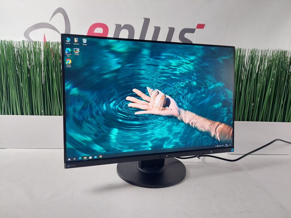 Професійний монітор 24