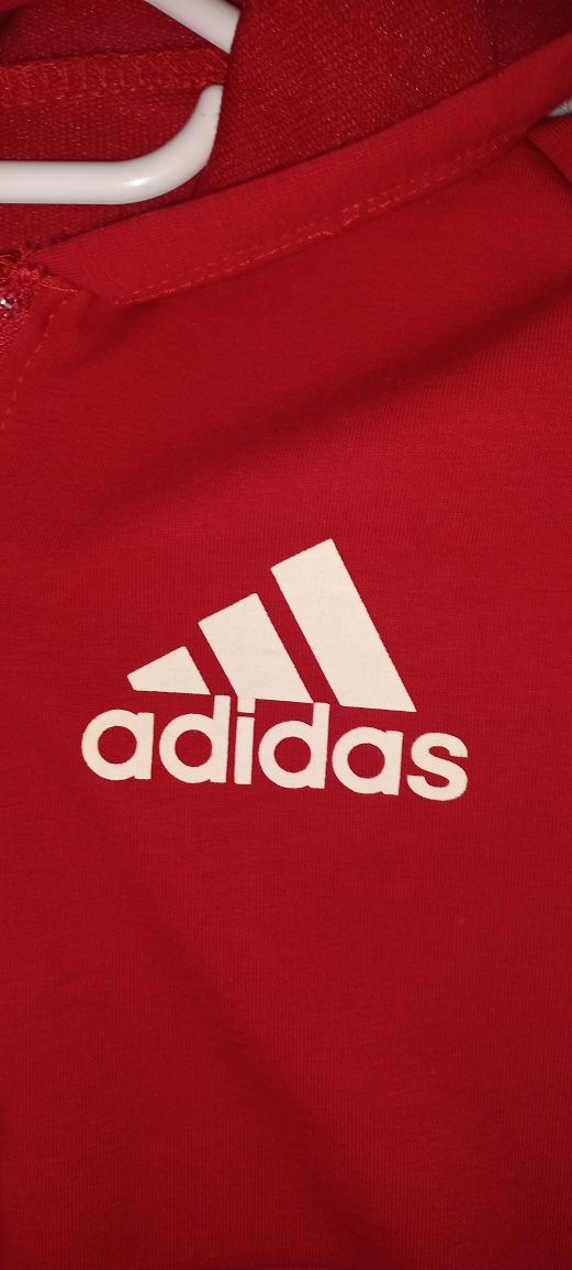 Dres adidas rozmiar 104