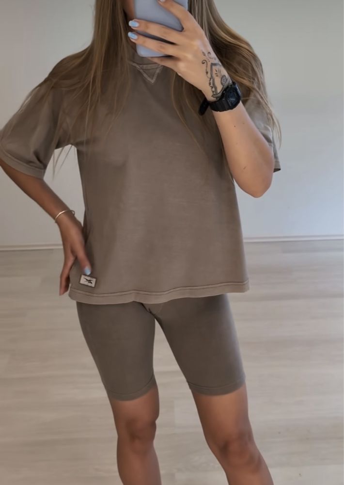 Костюм футболка шорти хаккі reebok