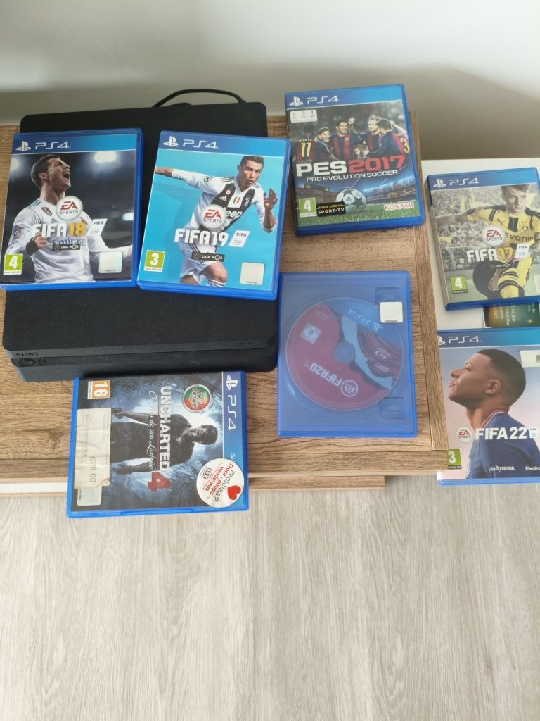 Vendo PS4 e um GPS TomTom