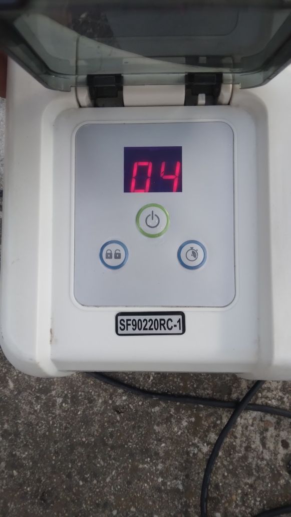 Pompa piaskowa Intex ze zbiornikiem filtrcyjnym z głowicą 6-drożną