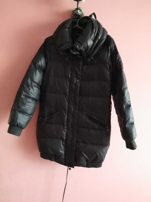 Puchowa kurtka zimowa Reserved