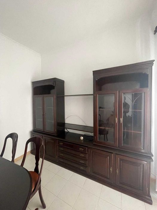 MOBÍLIA DE MADEIRA MACIÇA (vendido junto ou separado)