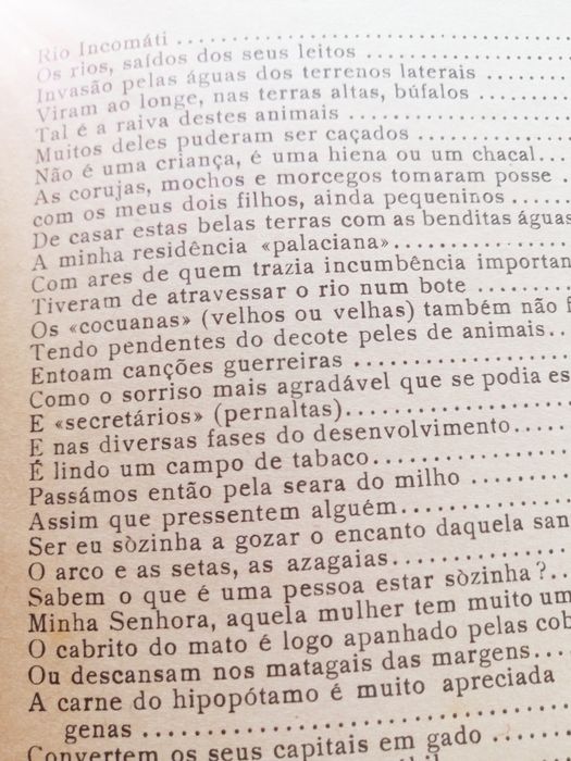 Livros temas sobre Angola