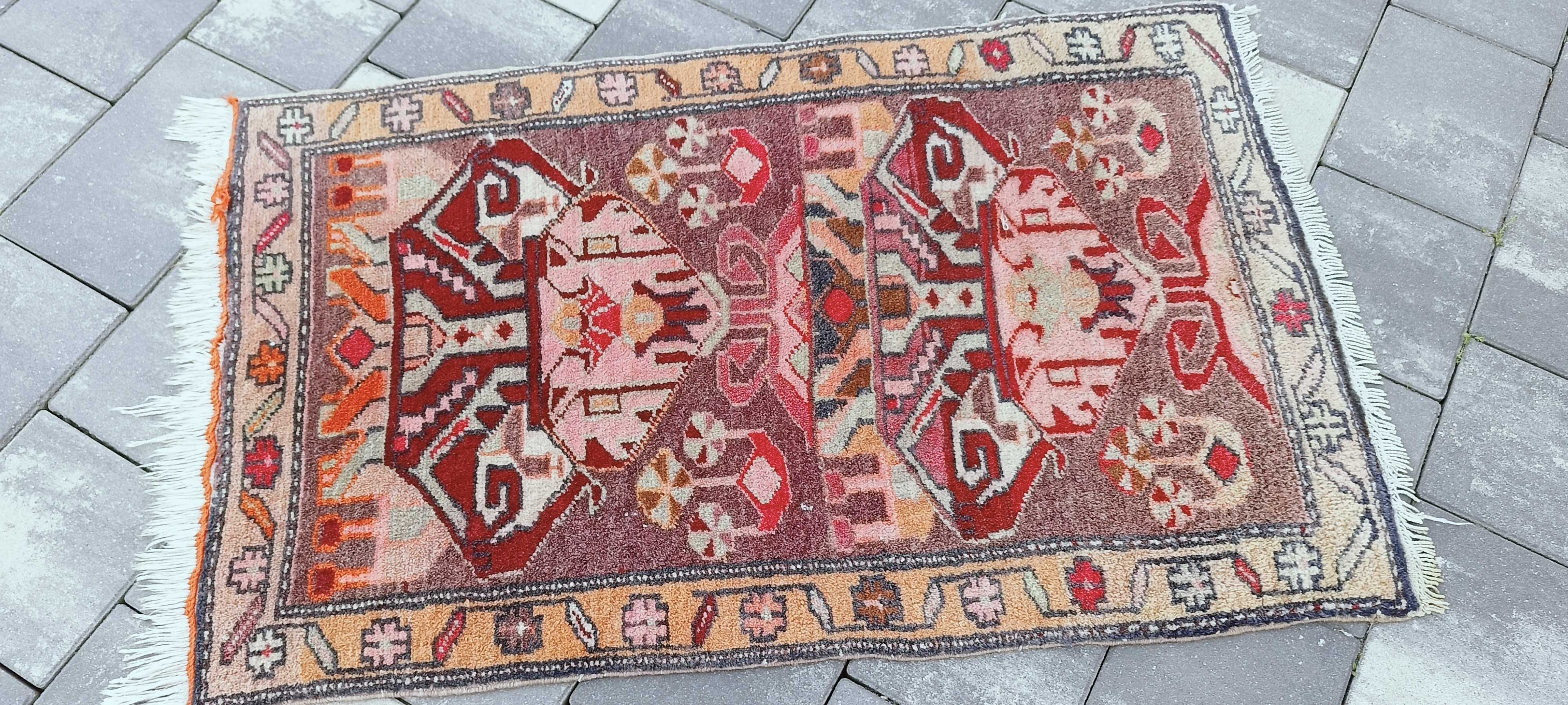 Turecki dywan wełniany 108 x 68 cm wełna 100% tkany ręcznie