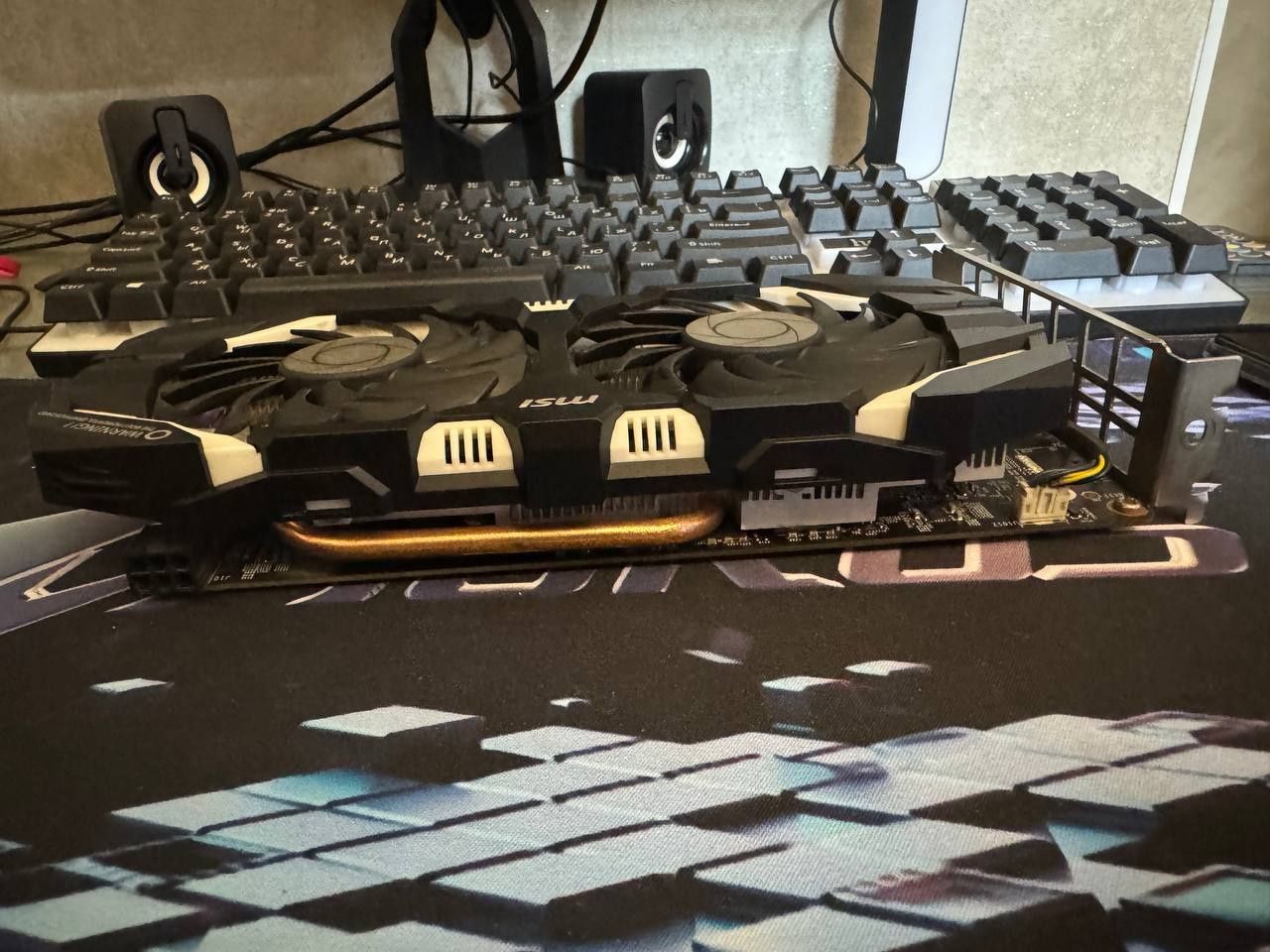 GTX1060 6gb gddr5.