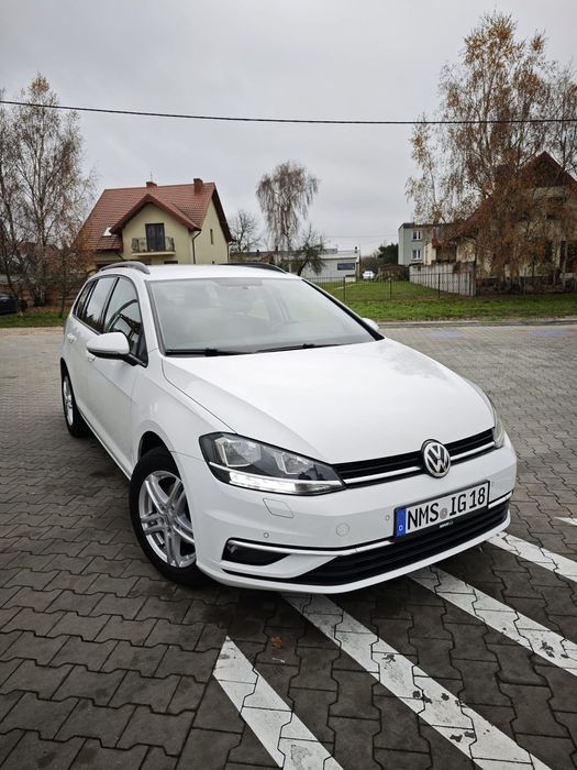 Volkswagen Golf VW Golf VII Variant 1.6 TDI Comfortline DSG +Nav +ACC +Alcantara