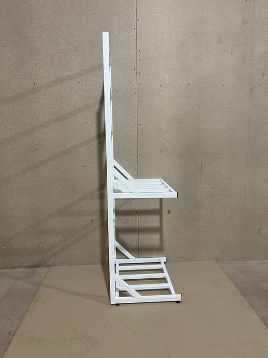 Стійка під інвертор