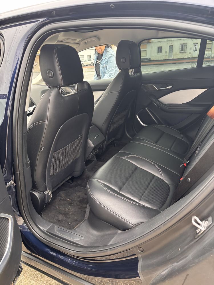 JAGUAR I-Pace EV400 AWD R-Dynamic