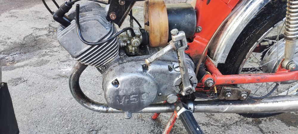 Мопед Карпати  в рідній фарбі