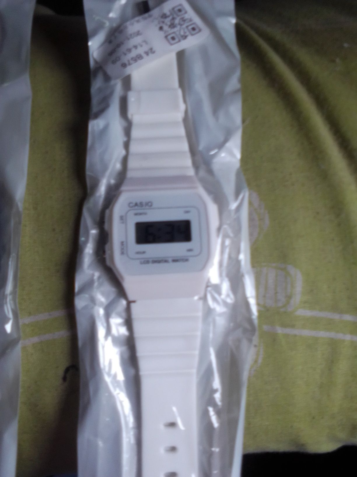 Relógio tipo Casio bracelete plástico