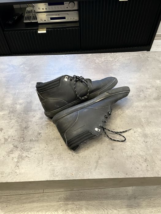 Buty męskie czarne sportowe Lacoste rozmiar 43
