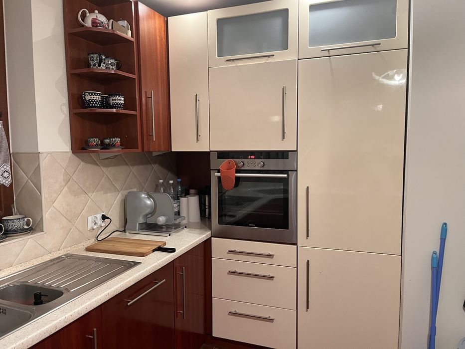 Kuchnia ,zlew ,plyta elektryczna siemens ,pochlaniacz