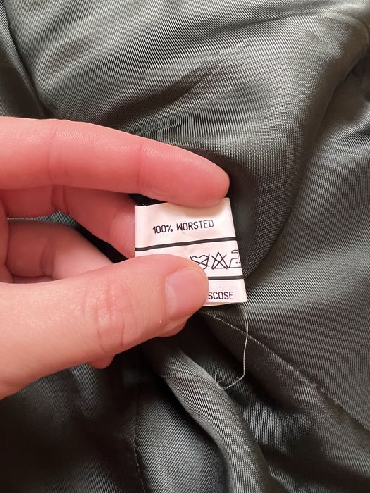 Жіночий вовняний жакет