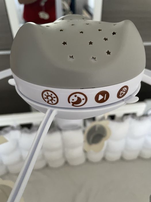 Музыкальный мобиль Infantino 3 в 1 с проектором Серый