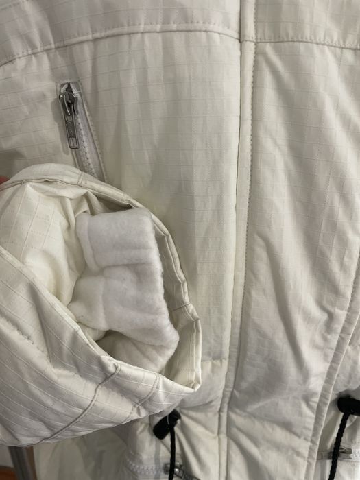 Зимовий пуховик з натуральним наповненням- пух