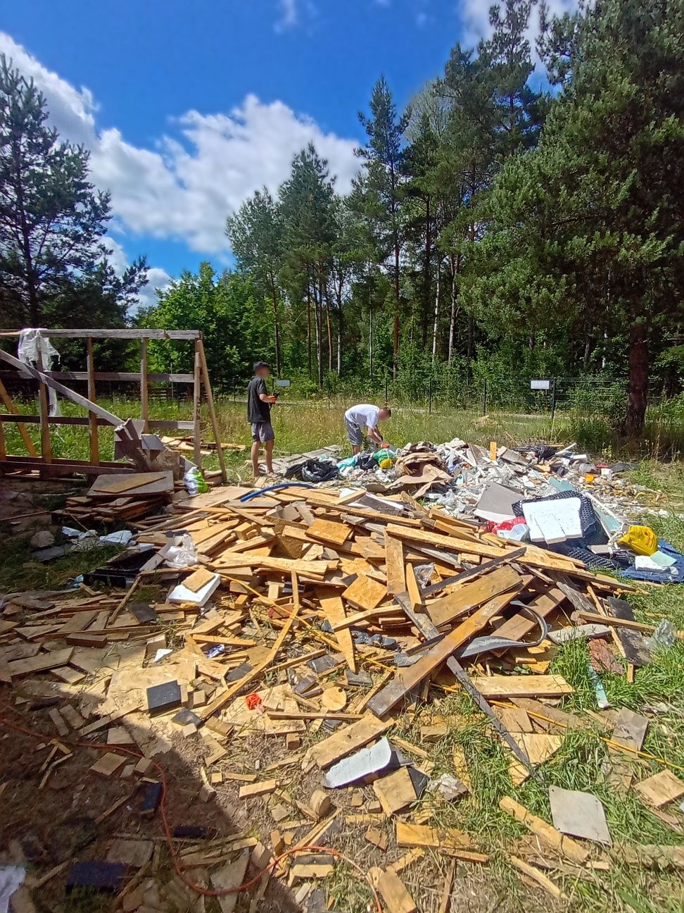 Wywóz odpadów śmieci gruzu gałęzi sprzątanie utylizacja tanio