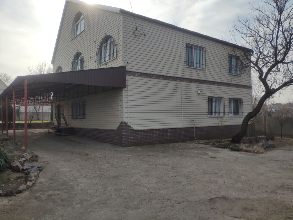 Продам дом в Диёвке, ориентир 94 школа.