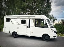 Wynajem luksusowy kamper Mercedes Hymer 580 pełna integra.