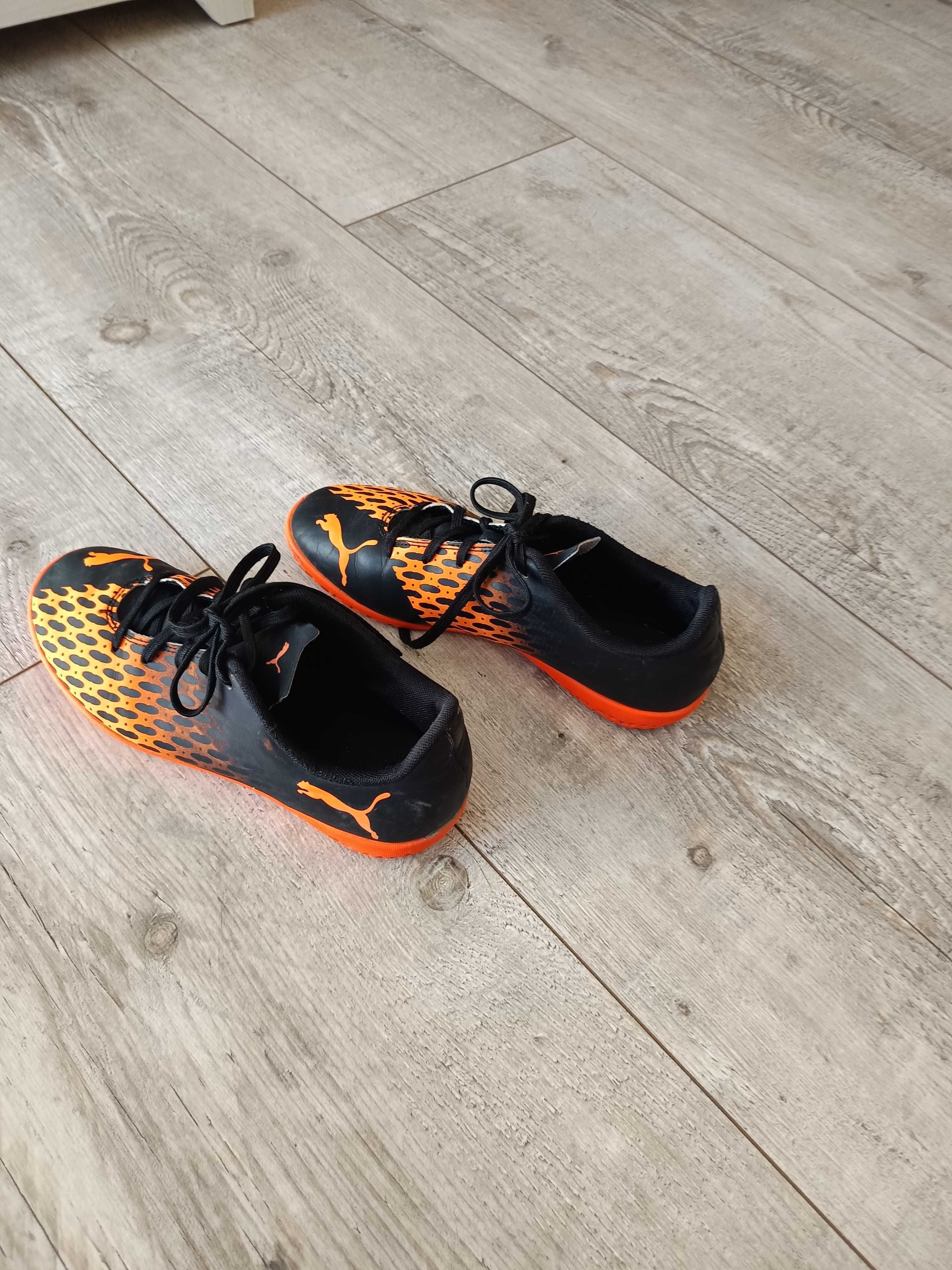 Buty chłopięce halówki