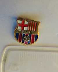 FC Barcelono herb z cyrkonią pin
