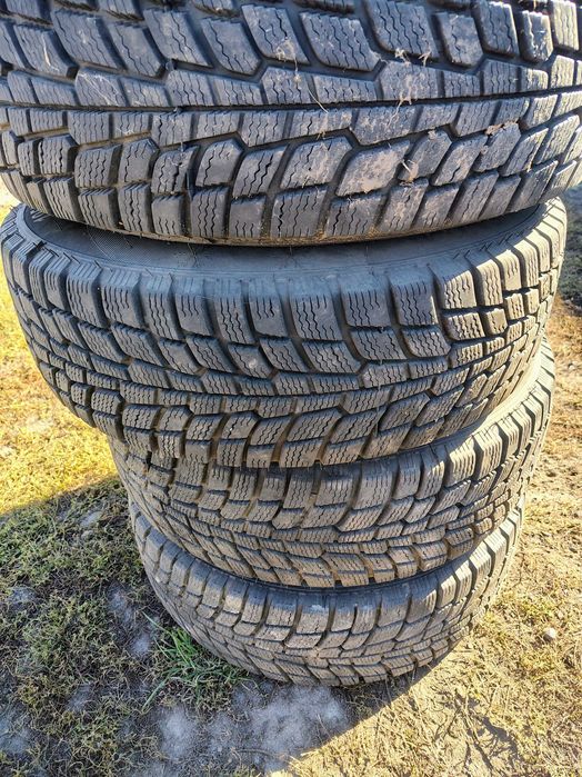 Sprzedam koła zimowe 195/65r15 rozstaw śrub 4x108 (z Audi 80 B4)