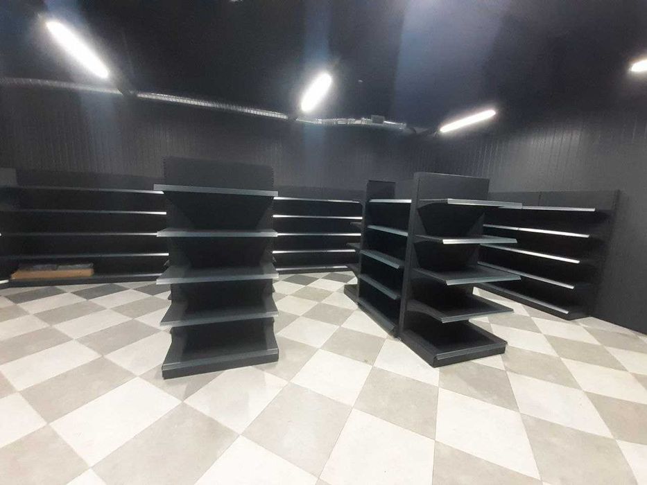 Торгове обладнання для магазину в наявності графітового кольору полиці