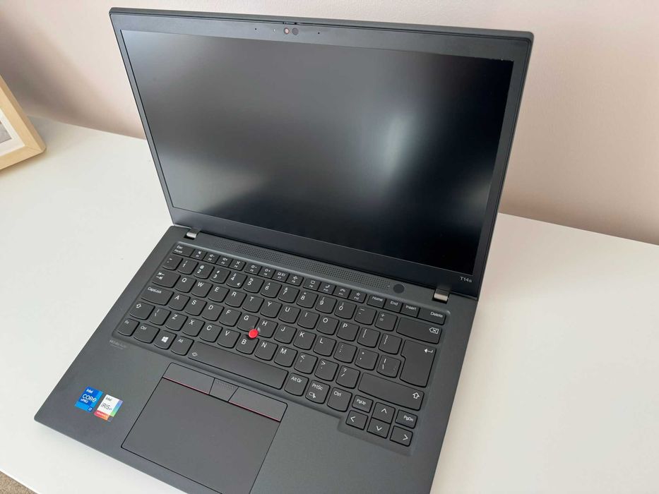 ThinkPad T14S, Intel Core i7-1185G7 32GB, 512GB SSD