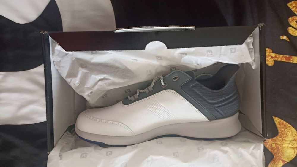 Sapato Tênis Profissional de Golf Marca FJ Tamanho 42,5