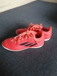 Buty sportowe chłopięce halówki Adidas r. 35 w super stanie