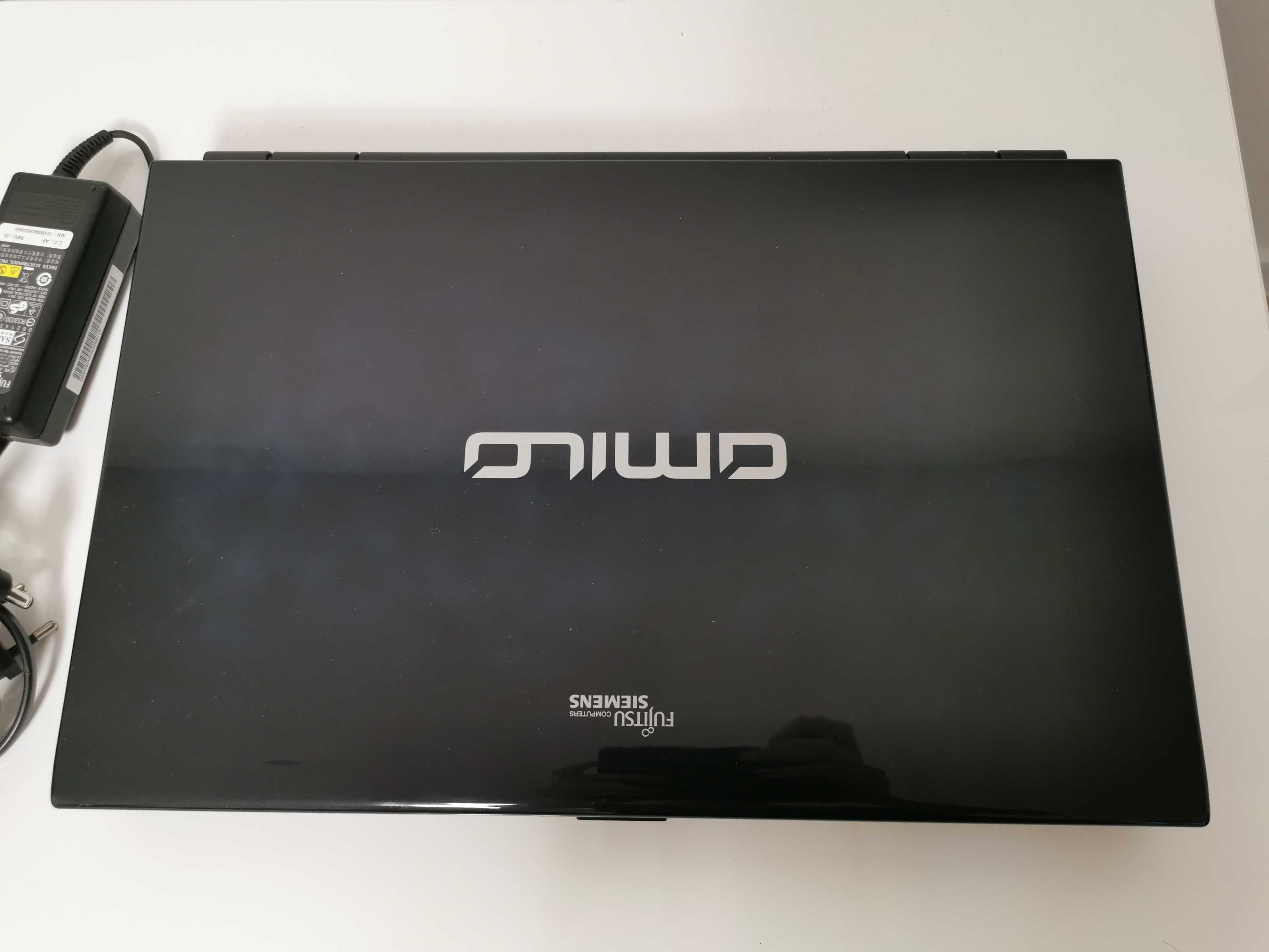 Laptop Fujitsu Siemens Amilo Li3710 16"