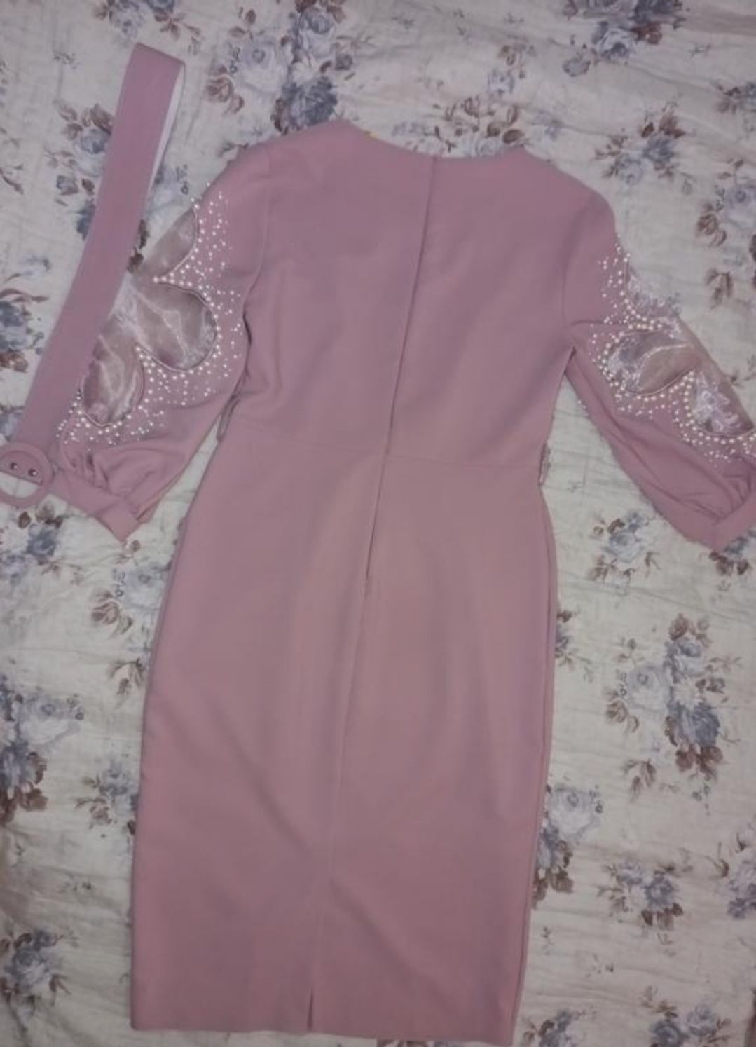 Плаття платье елегантне шикарне ділове нарядне сукня пудра рожеве 46