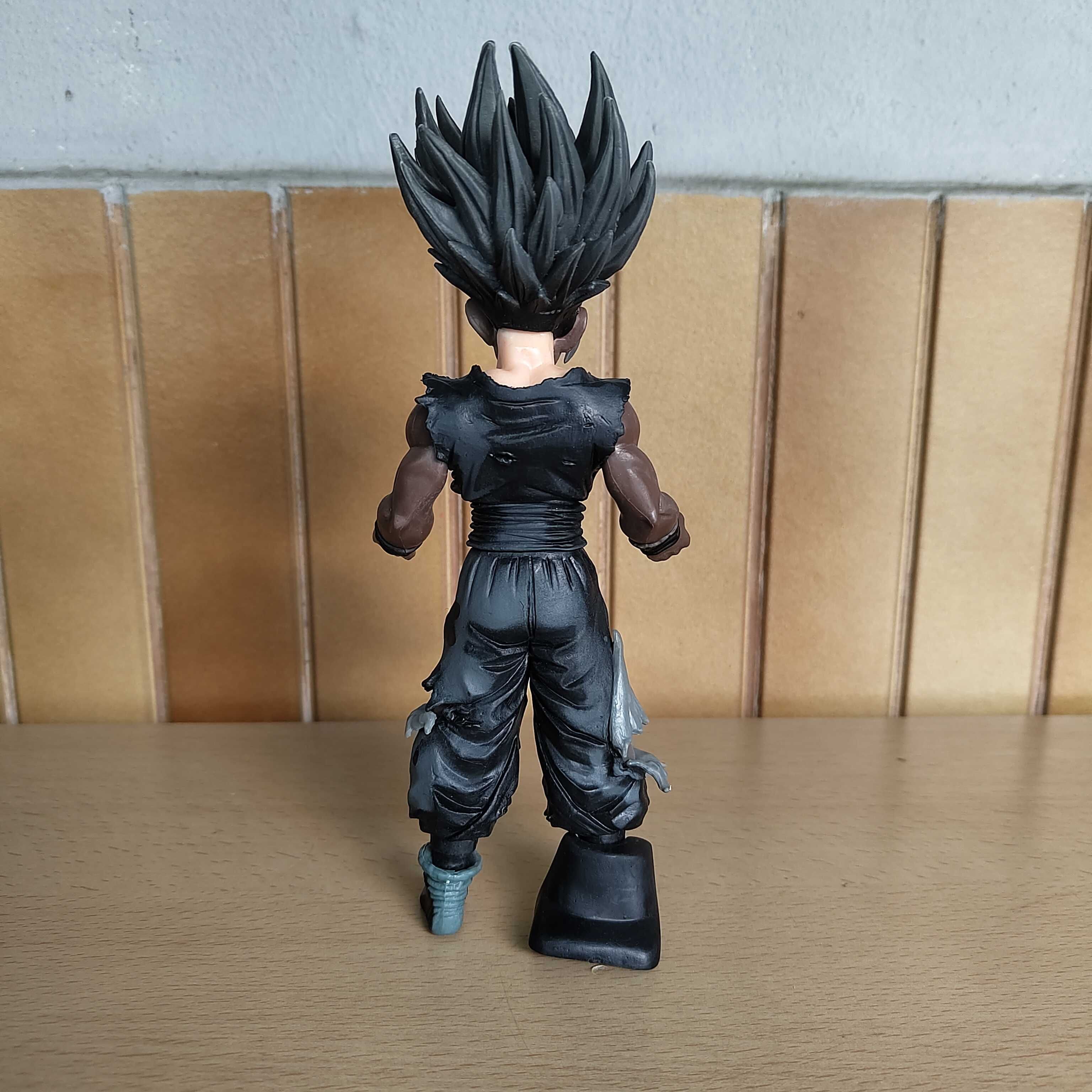 Figura Son Gohan Super Saiyan Dark