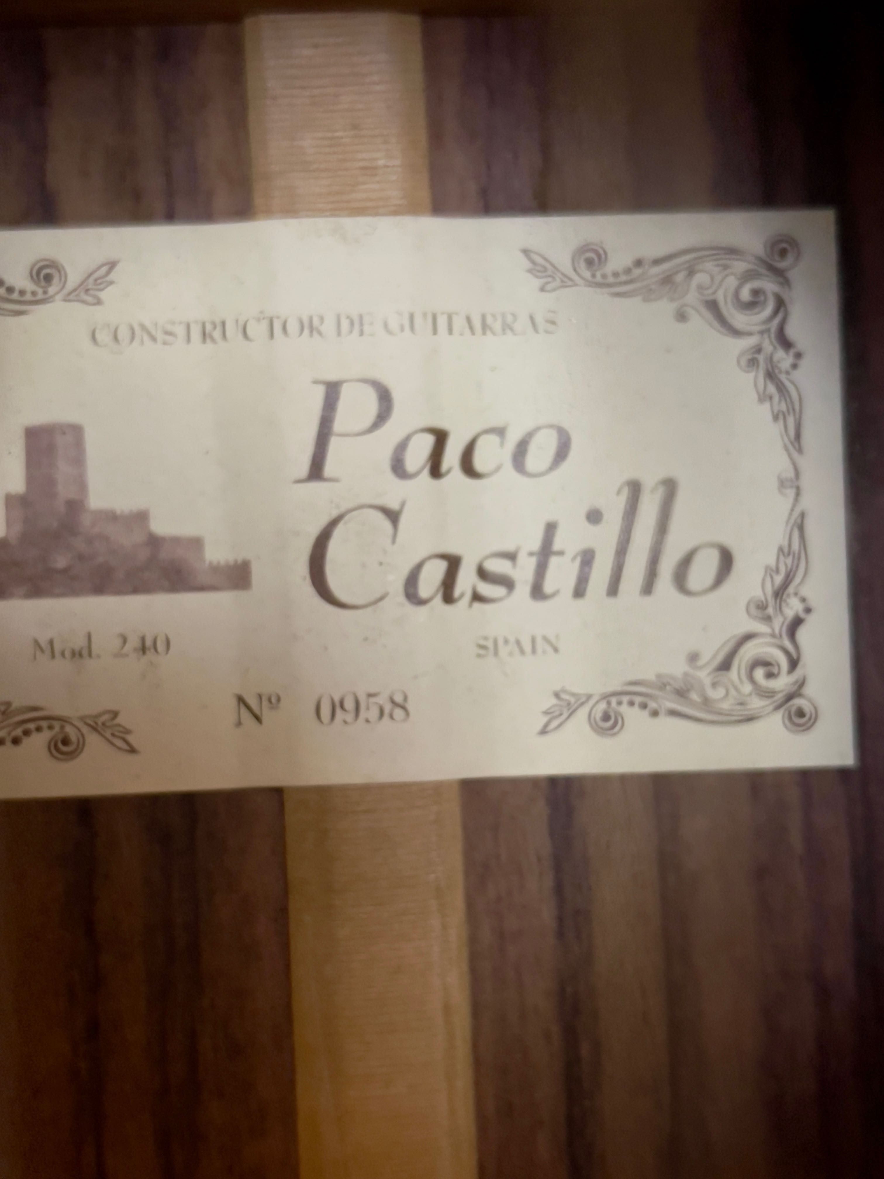 Guitarra Paco Castillo 240