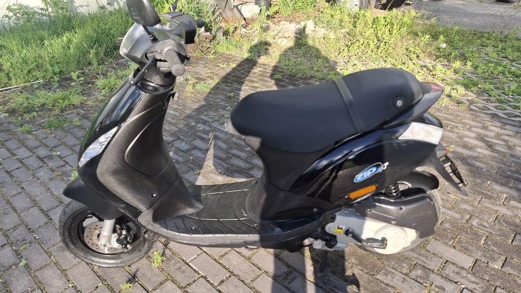 Piaggio Zip 4t Super Stan