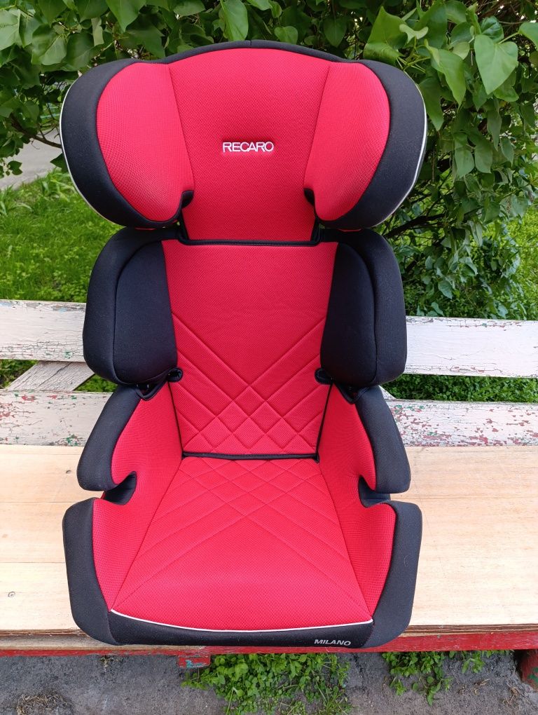 Автокрісло Recaro Milano  + система кріплення Isofix