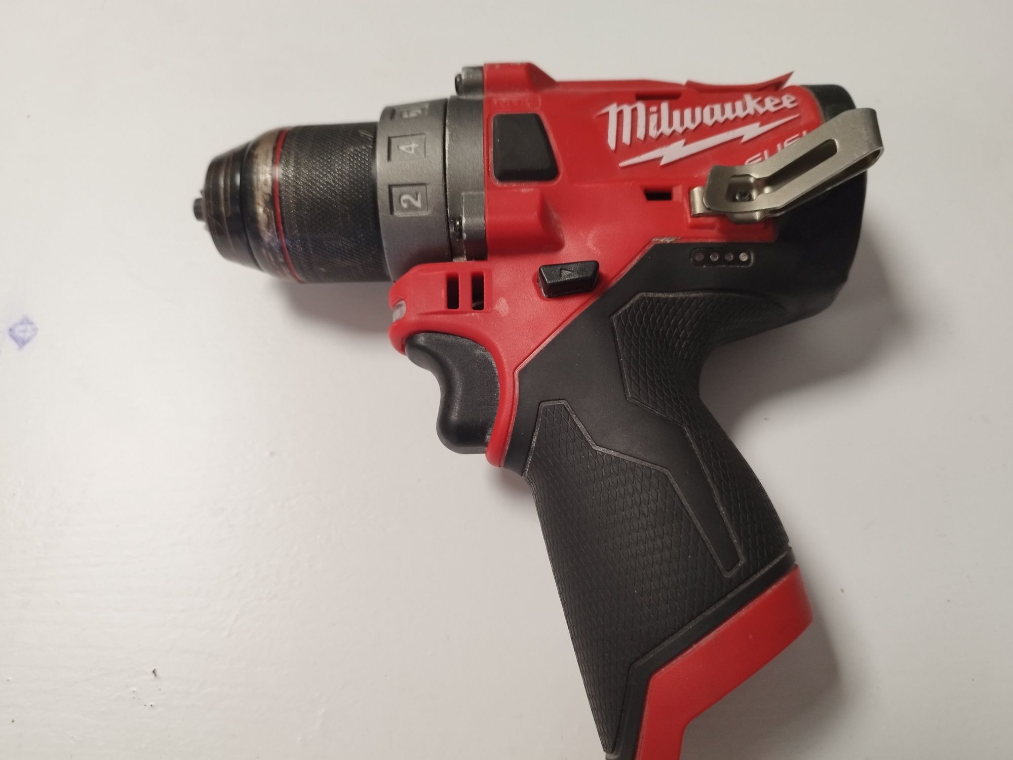 Sprzedam Wkrętarkę udarową Milwaukee M12 FDD