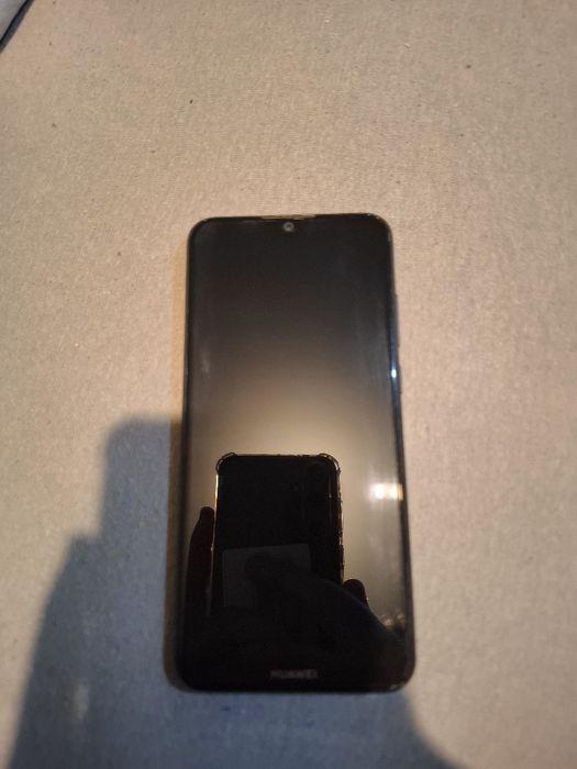 Huawei Y6 2019 ładny