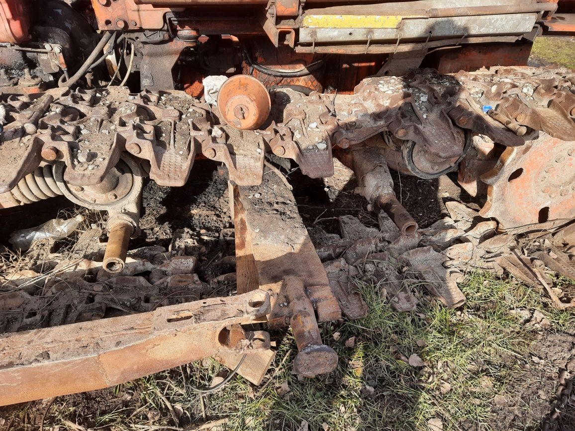 Двигуни смд 14 18 22 дт75 бульдозерів та комбайнів та тракторів