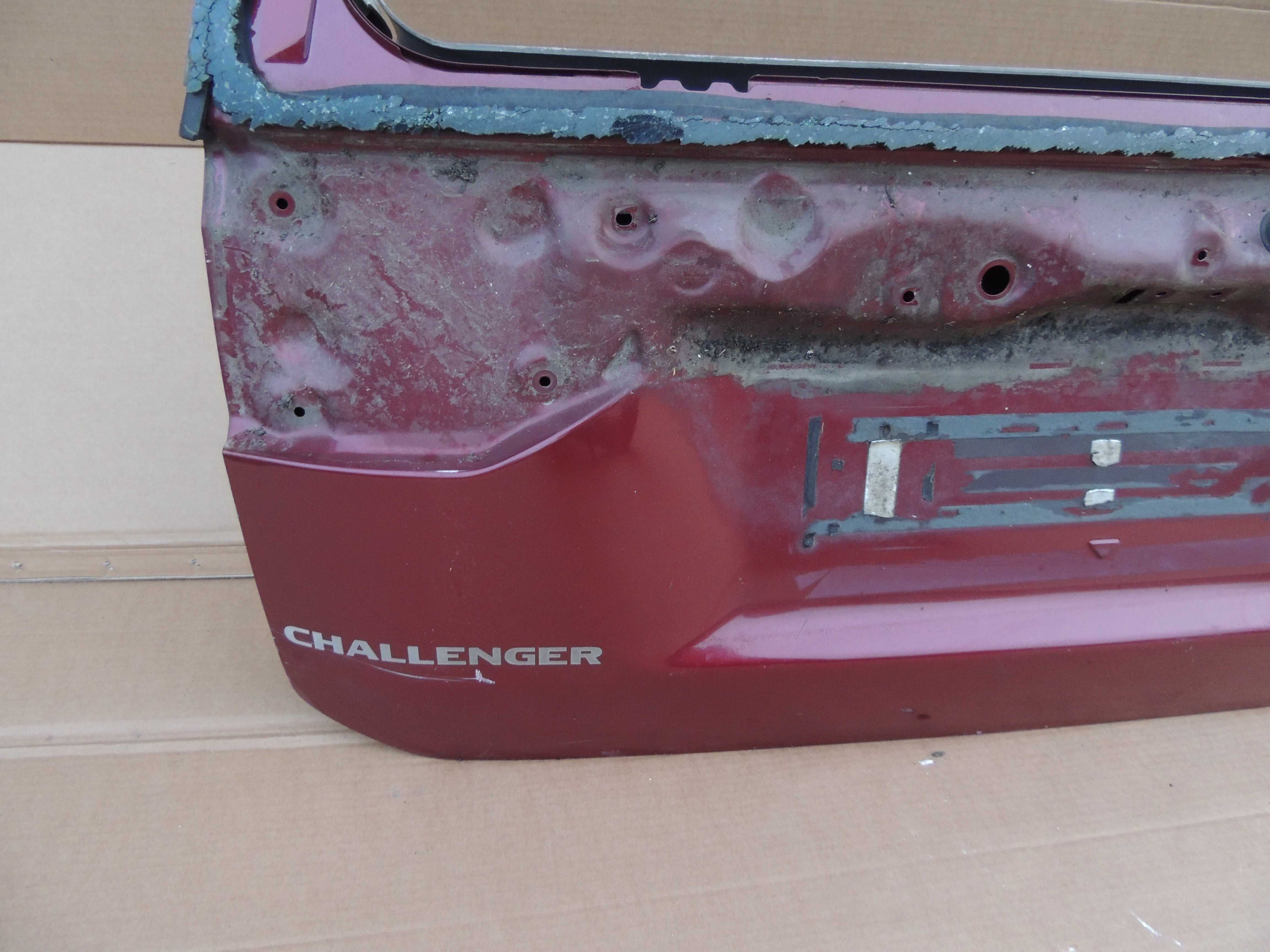 Klapa tył tylna bagażnika Mitsubishi Pajero Sport Challenger 96,97-03