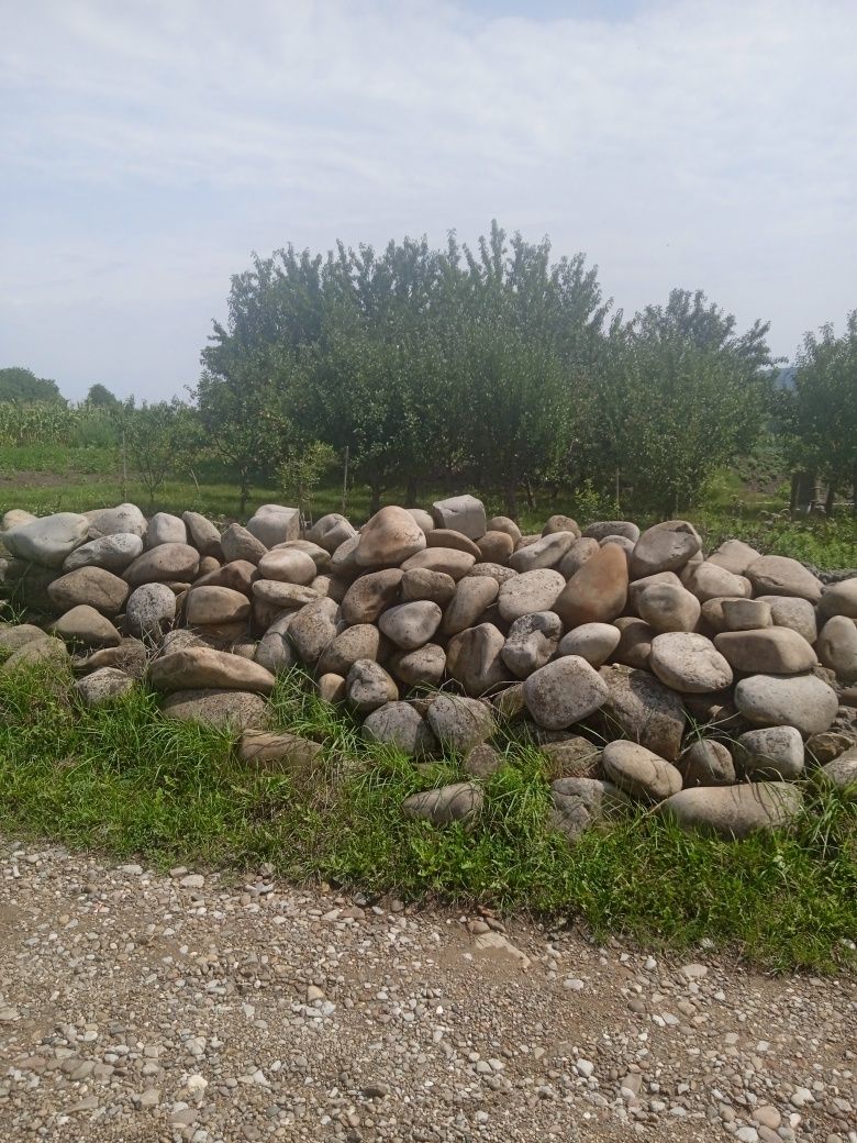 Продається річковий камінь Карпатський