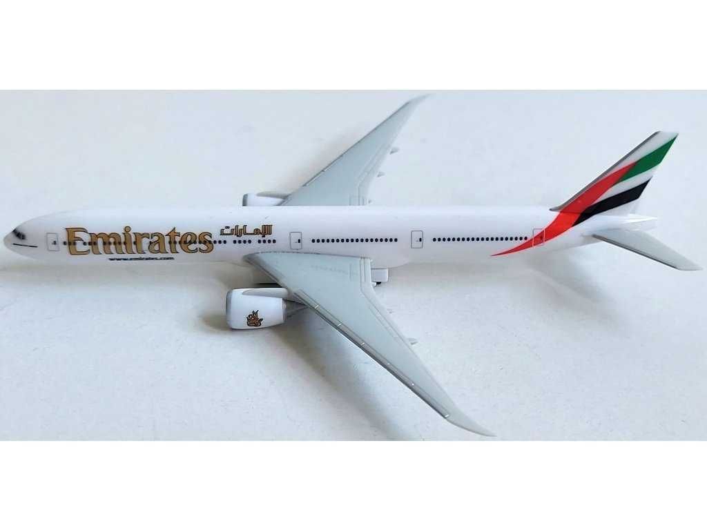 Kit Boeing 777-300