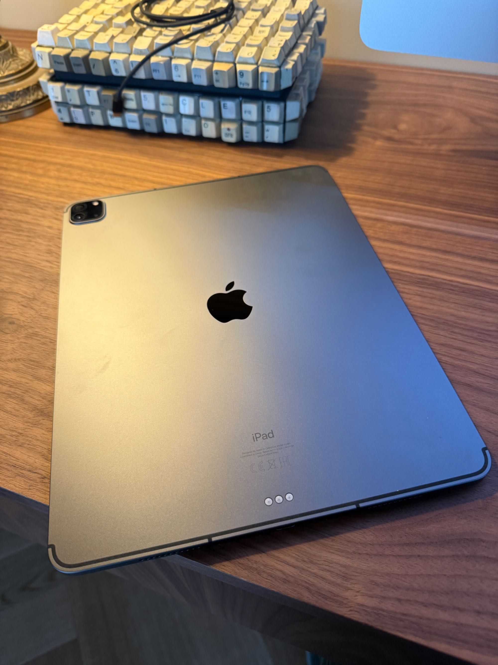 iPad Pro 256 12.9 Wifi+5G 5a geração