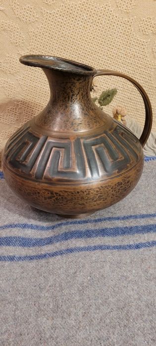 Stary miedziany dzban 30 cm. Sygnowany