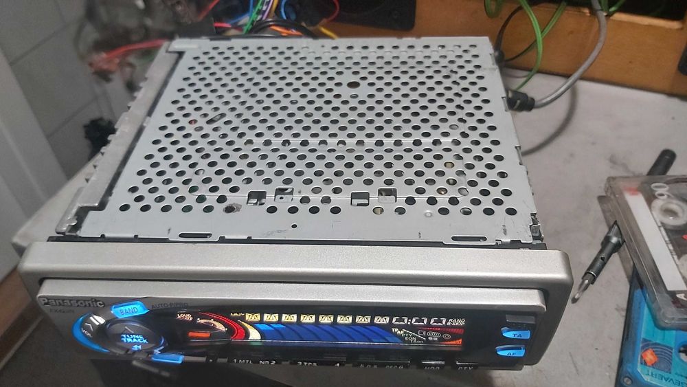 Radio Panasonic CQ FX 420N